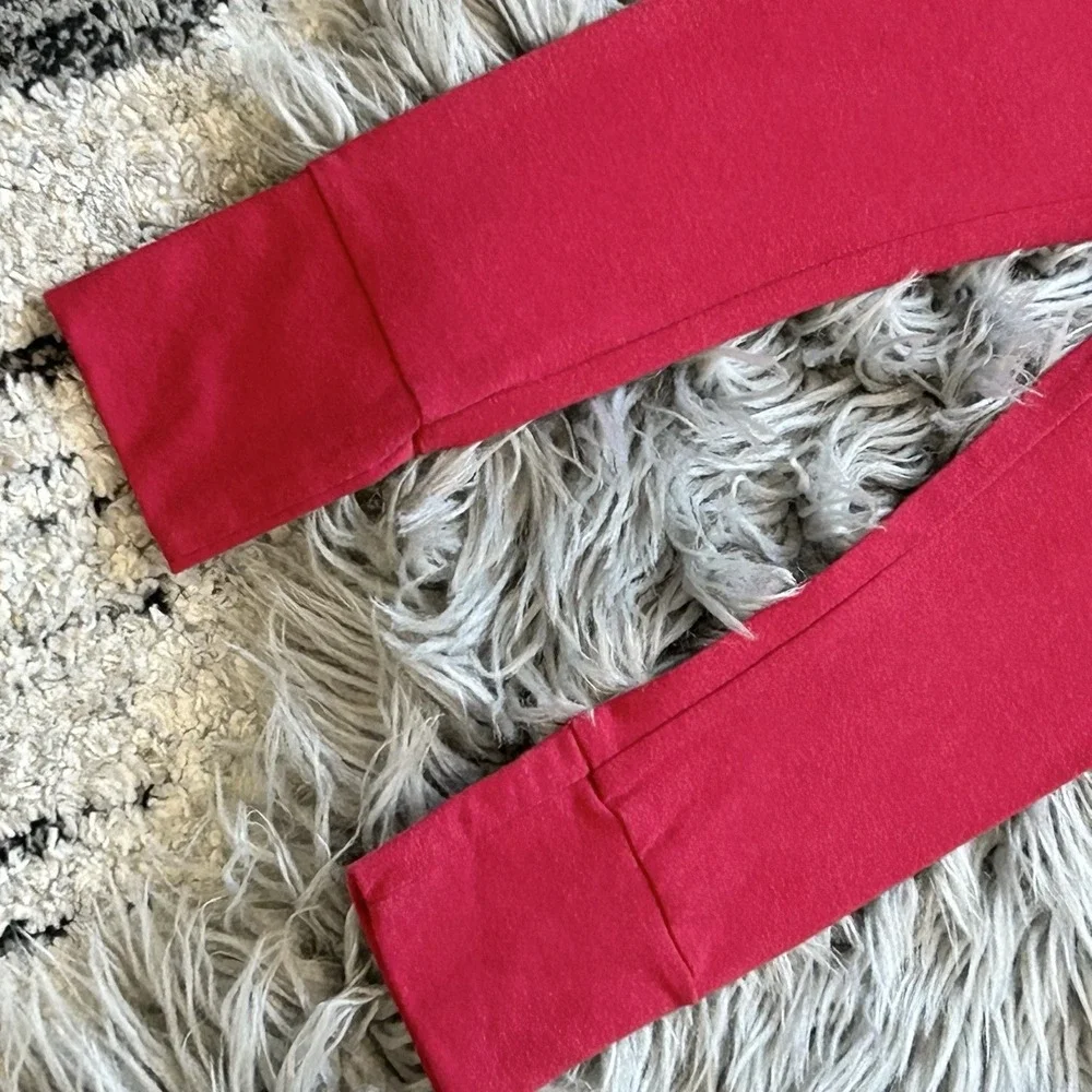 Thimble Collection Girls Winter Red Colored Leggings Size 5T Made In USA NEW